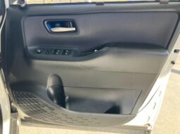 
										TOYOTA VOXY 2016 full									