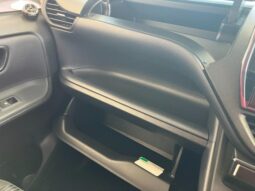 
										TOYOTA VOXY 2016 full									