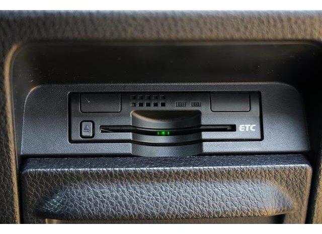 
								TOYOTA VOXY 2015 full									