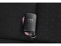 
										TOYOTA VOXY 2015 full									