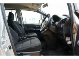 
										TOYOTA VOXY 2015 full									
