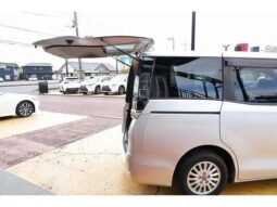 
										TOYOTA VOXY 2015 full									