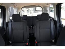 
										TOYOTA VOXY 2015 full									