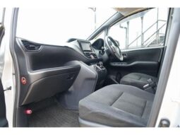 
										TOYOTA VOXY 2015 full									