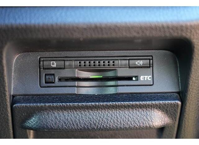 
								TOYOTA VOXY 2015 full									