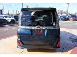 
										TOYOTA VOXY 2015 full									