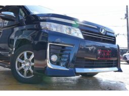 
										TOYOTA VOXY 2015 full									