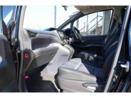 
										TOYOTA VOXY 2015 full									