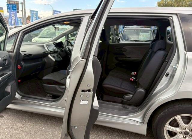 
								TOYOTA WISH 2009 full									