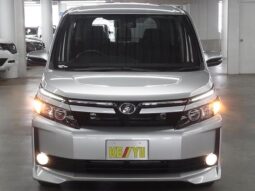 
										TOYOTA VOXY 2016 full									