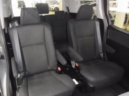 
										TOYOTA VOXY 2016 full									