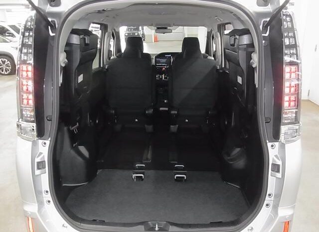 
								TOYOTA VOXY 2016 full									