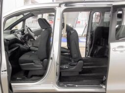 
										TOYOTA VOXY 2016 full									