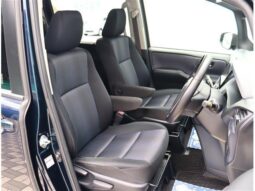 
										TOYOTA VOXY 2014 full									