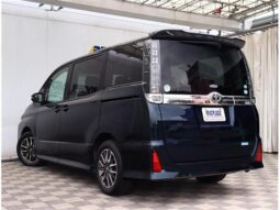 
										TOYOTA VOXY 2014 full									