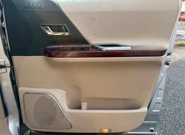 
								TOYOTA VELLFIRE  2009 full									