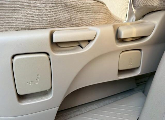 
								TOYOTA VELLFIRE  2009 full									