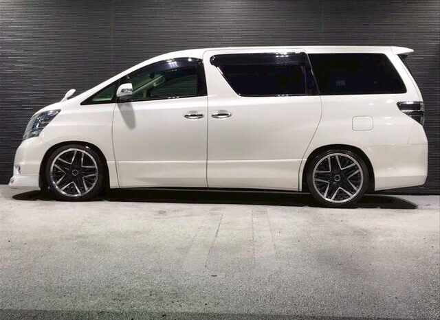 
								TOYOTA VELLFIRE 2008 full									