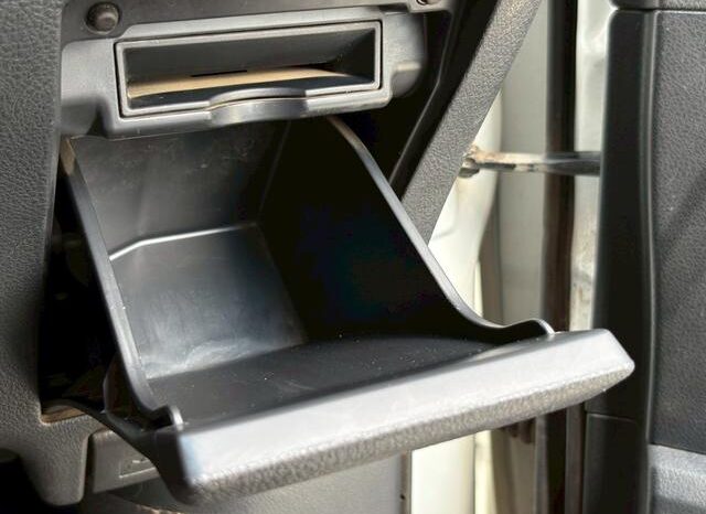 
								TOYOTA VELLFIRE 2008 full									