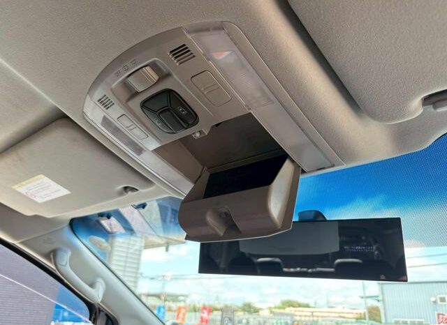 
								TOYOTA VELLFIRE 2008 full									