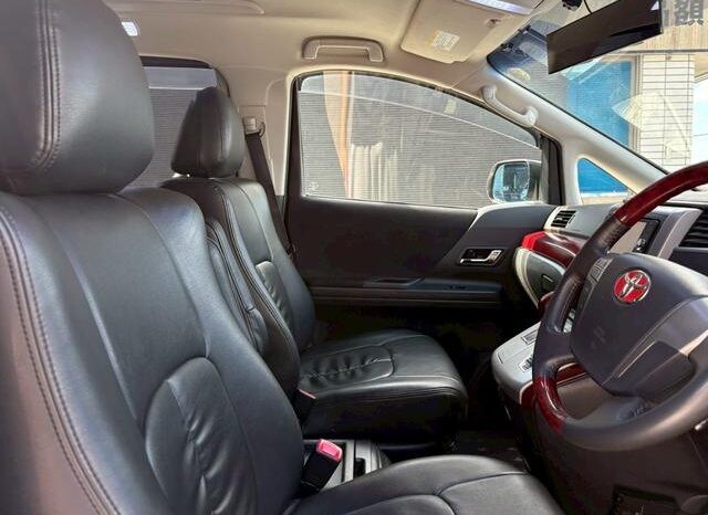 
								TOYOTA VELLFIRE 2008 full									