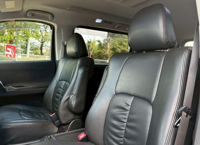 
								TOYOTA VELLFIRE 2008 full									