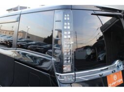 
										TOYOTA VOXY 2014 full									