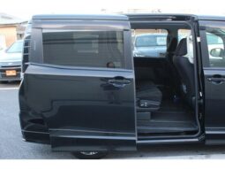 
										TOYOTA VOXY 2014 full									