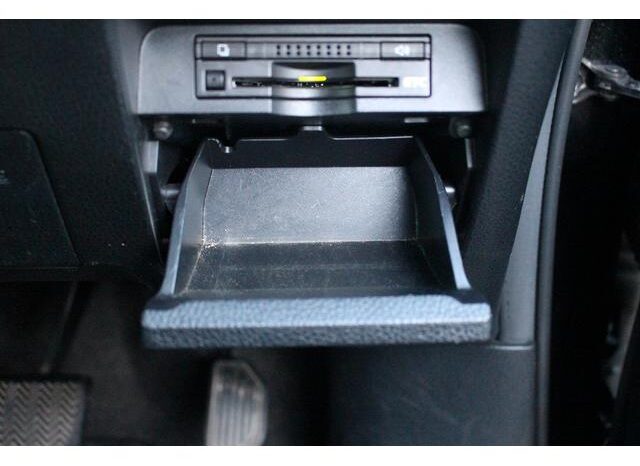 
								TOYOTA VOXY 2014 full									