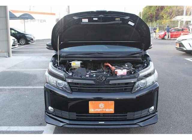 
								TOYOTA VOXY 2014 full									