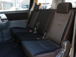 
										TOYOTA VOVY 2008 full									