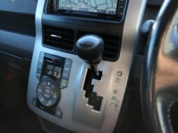 
										TOYOTA VOVY 2008 full									