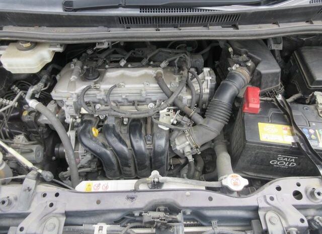 
								TOYOTA VOXY 2017 full									