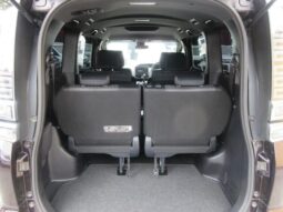 
										TOYOTA VOXY 2017 full									