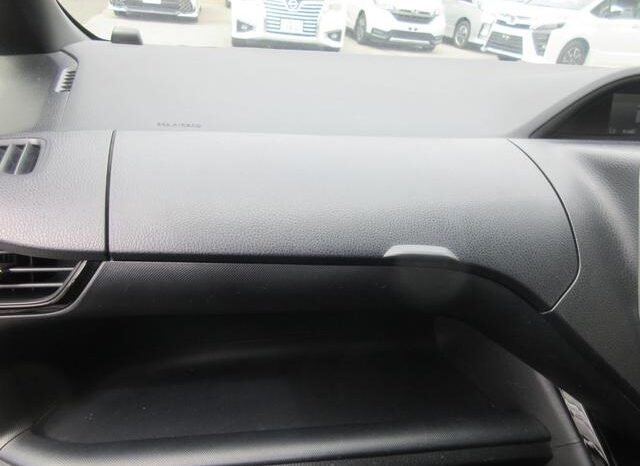 
								TOYOTA VOXY 2017 full									