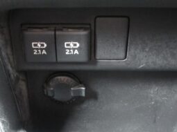 
										TOYOTA VOXY 2017 full									