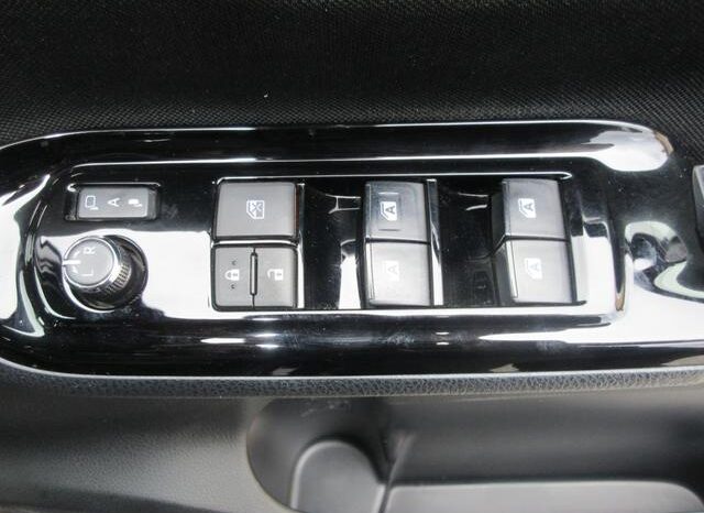 
								TOYOTA VOXY 2017 full									