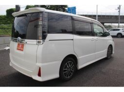 
										TOYOTA VOXY 2014 full									