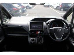 
										TOYOTA VOXY 2014 full									