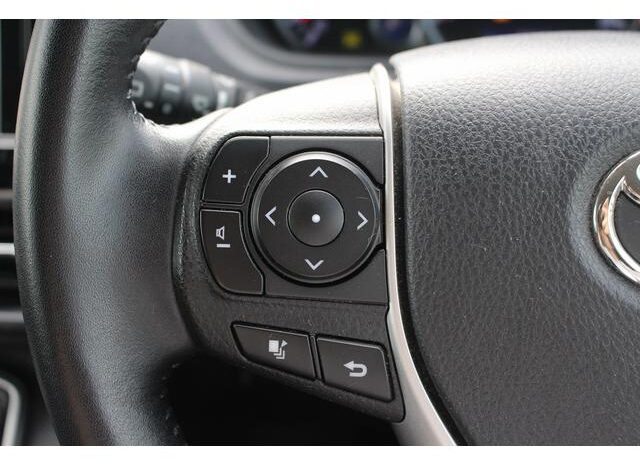 
								TOYOTA VOXY 2014 full									