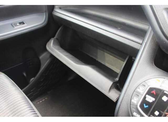 
								TOYOTA VOXY 2014 full									