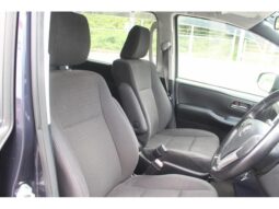 
										TOYOTA VOXY 2015 full									