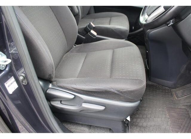 
								TOYOTA VOXY 2015 full									