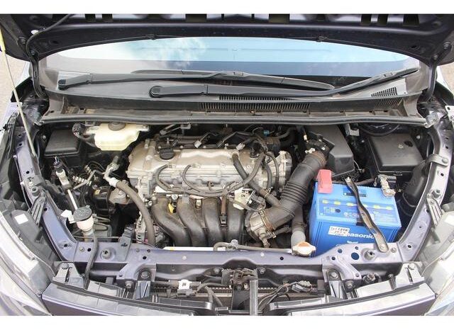 
								TOYOTA VOXY 2015 full									