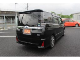 
										TOYOTA VOXY 2016 full									