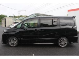 
										TOYOTA VOXY 2016 full									