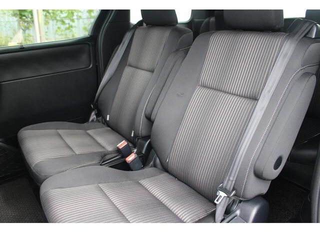 
								TOYOTA VOXY 2016 full									