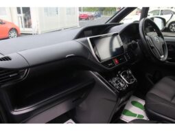 
										TOYOTA VOXY 2016 full									