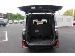 
										TOYOTA VOXY 2016 full									