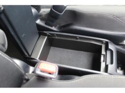 
										TOYOTA VOXY 2016 full									